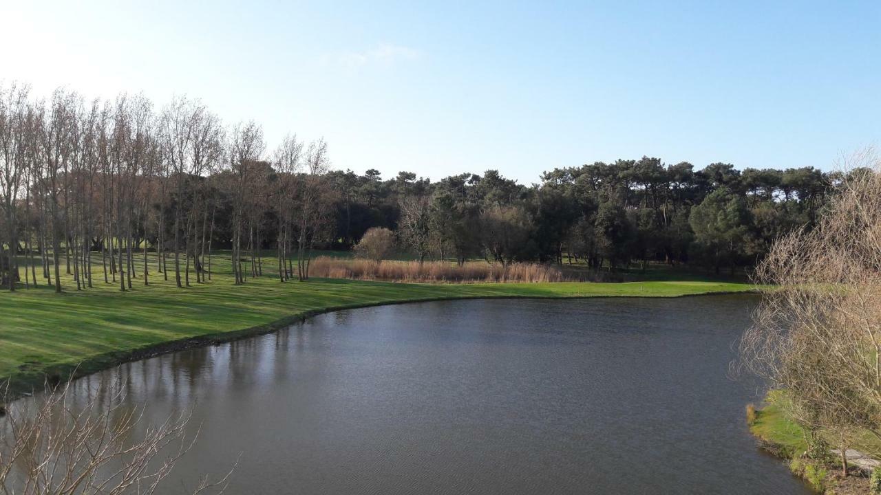 Port Bourgenay Ile au Pré vue lac et golf Talmont-Saint-Hilaire Extérieur photo